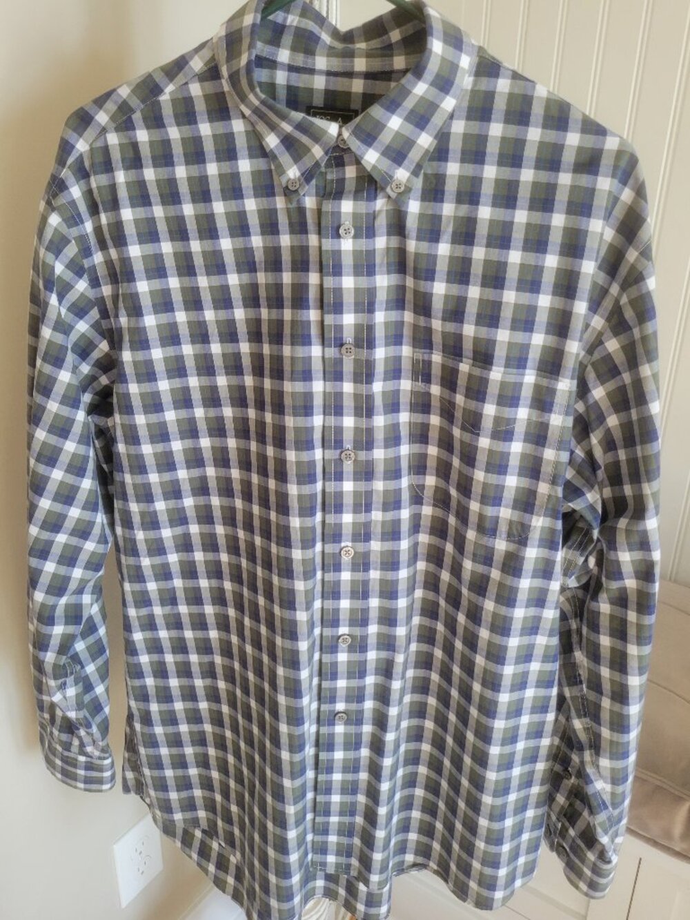 Men's Jos A Bank Traveler Traditional Fit Shirt Large Long Sleeve Blue Plaid